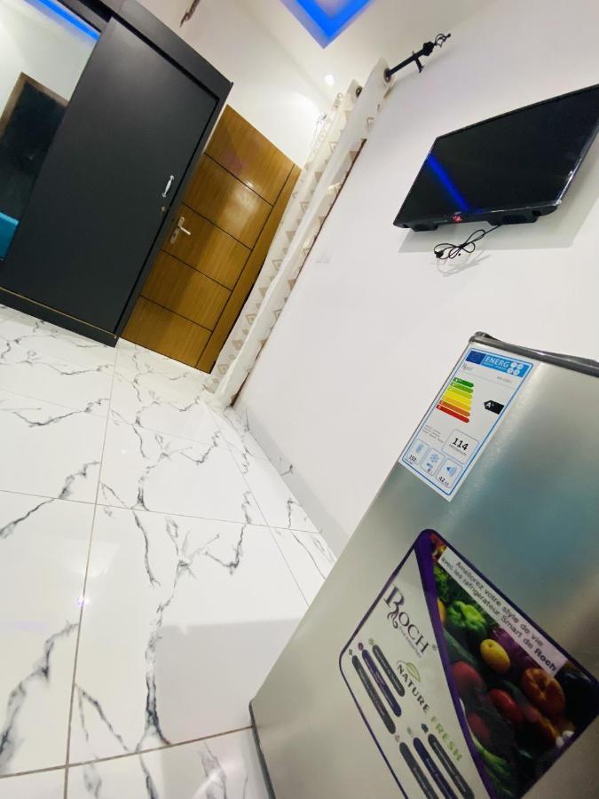 Chez El Hadji Et Hamidou Apartment Dakar Ngoại thất bức ảnh