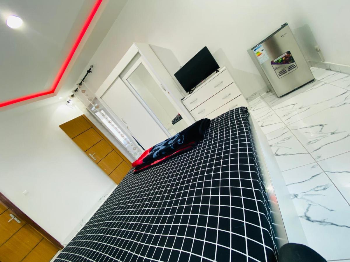 Chez El Hadji Et Hamidou Apartment Dakar Ngoại thất bức ảnh